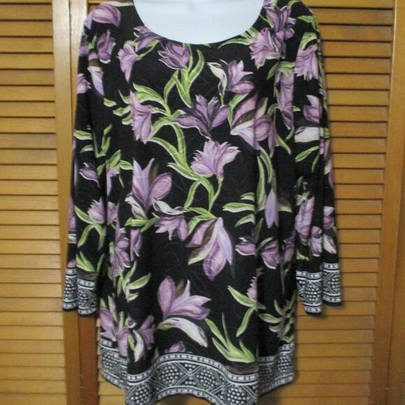 JM Collection top black, purples, floral print, wash & wear, stretch size XL - Picture 1 of 7